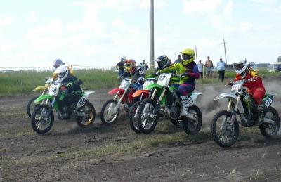 В Сасово соревновались мотокроссмены из четырёх регионов России